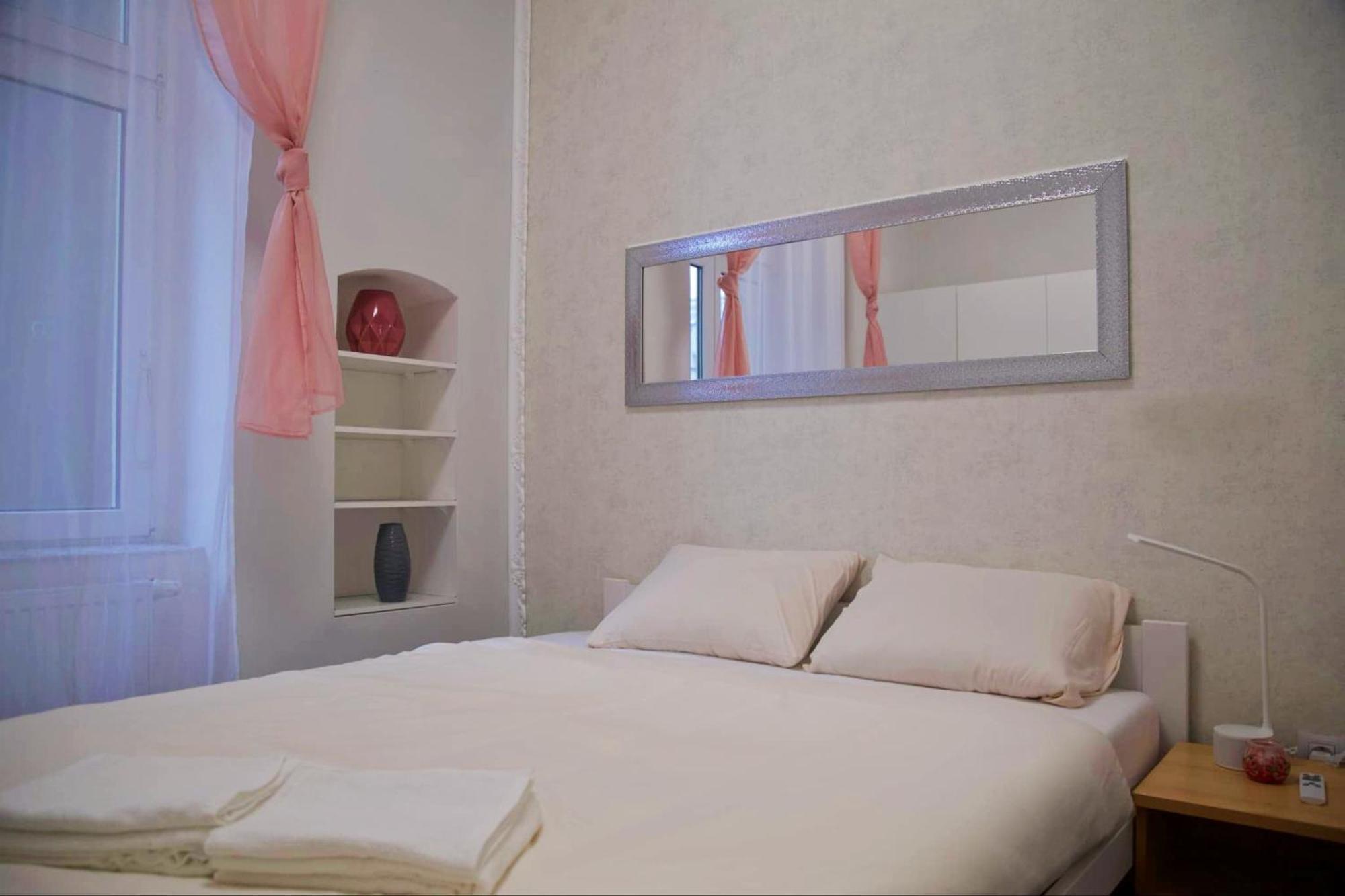 קרלובי וארי Family Apartment Kv מראה חיצוני תמונה